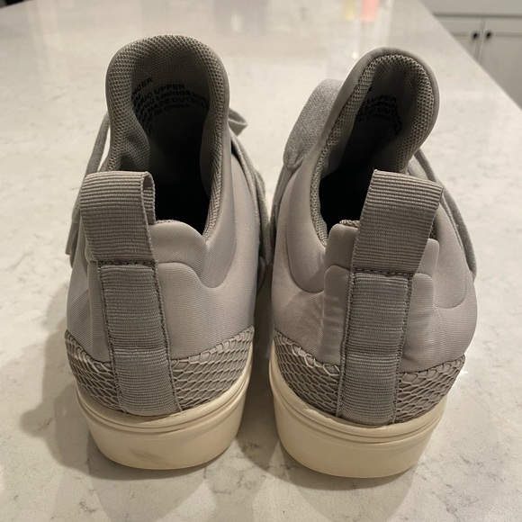 Steve Madden Lancer Sneaker - Picture 4 of 7